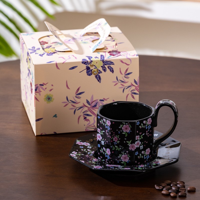 Flores exquisitas amor tazas de café plato tetera de cerámica caja de regalo conjunto de casada de Navidad regalo de cumpleaños