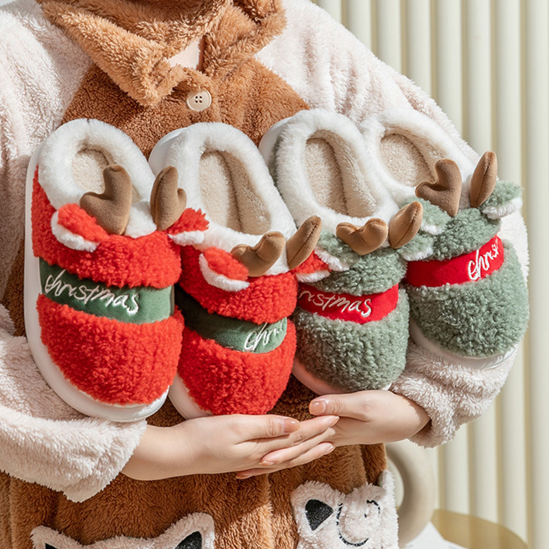Internet Celebrous Explosive Cotton Slippers Women's Outer Wear New Autumn and Winter Fashion Out Thick Bottom Plush Christmas Deer Cotton Slippers 2024