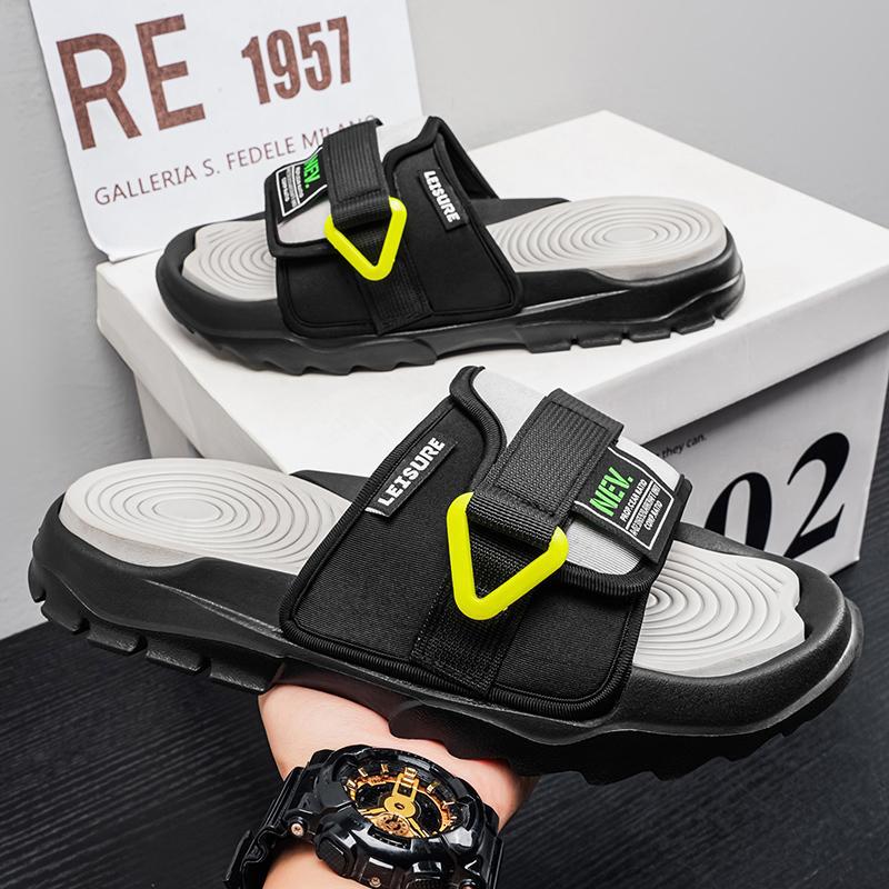 Zapatillas nuevas zapatillas Eva de alta gama para hombres con suelas gruesas fuera de las zapatillas frías transfronterizas para hombres con suelas blandas para uso doméstico slippers