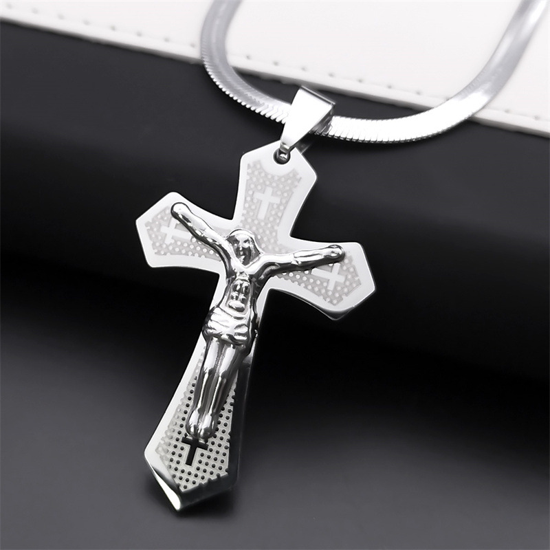 fashionable golden pendant stainless steel