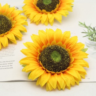 Simulation sunflower head sunflower head green plant DIY plant accessories photography props decorative flowers spot wholesale