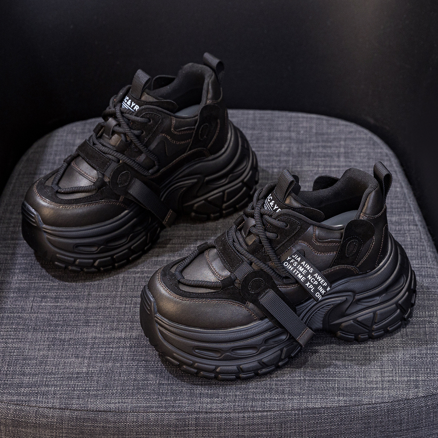 Giày sneaker nữ đế dày chunky phong cách thể thao, tăng chiều cao, phối hợp nhiều trang phục — Đen 5019, Nâu 5019, Ngọc trai 5019