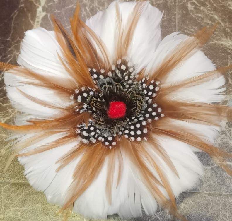 흰색(상세 헤어는 무작위로 일치함)