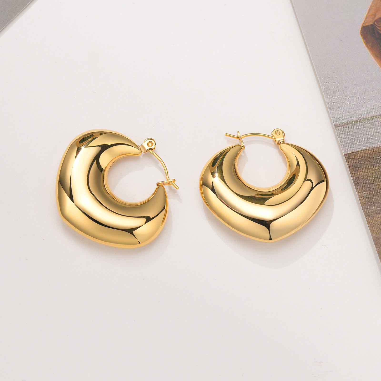 7g Weight Earrings Classification 1 Pair Quantity 1 Pair Classic Style C Shape Plating Stainless Steel Earrings