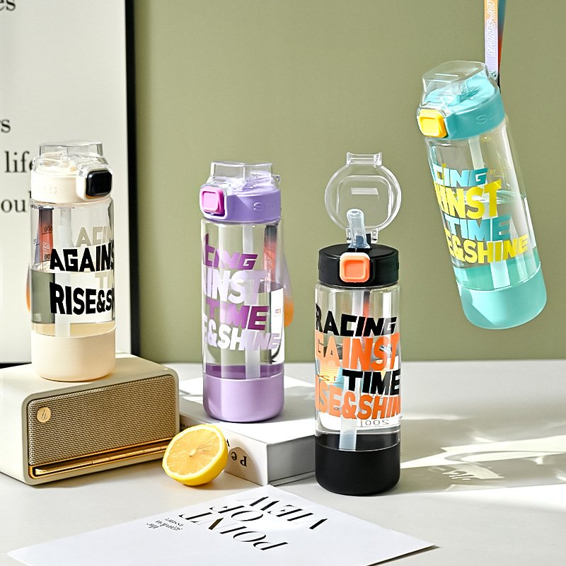 Seleccionar estrictamente tazas de paja de alto valor facial tazas de agua creativas niñas de alto valor facial tazas de agua de plástico portátiles de gran capacidad