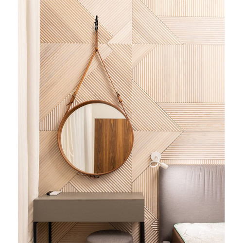 Multi-color Q-shaped hook with spring buckle, anti-falling insurance buckle, sheep's eye nail hook, question mark-shaped light hook, bonsai hook