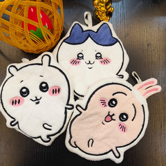かわいいアニメのウサッチは手ぬぐいを拭くことができます。