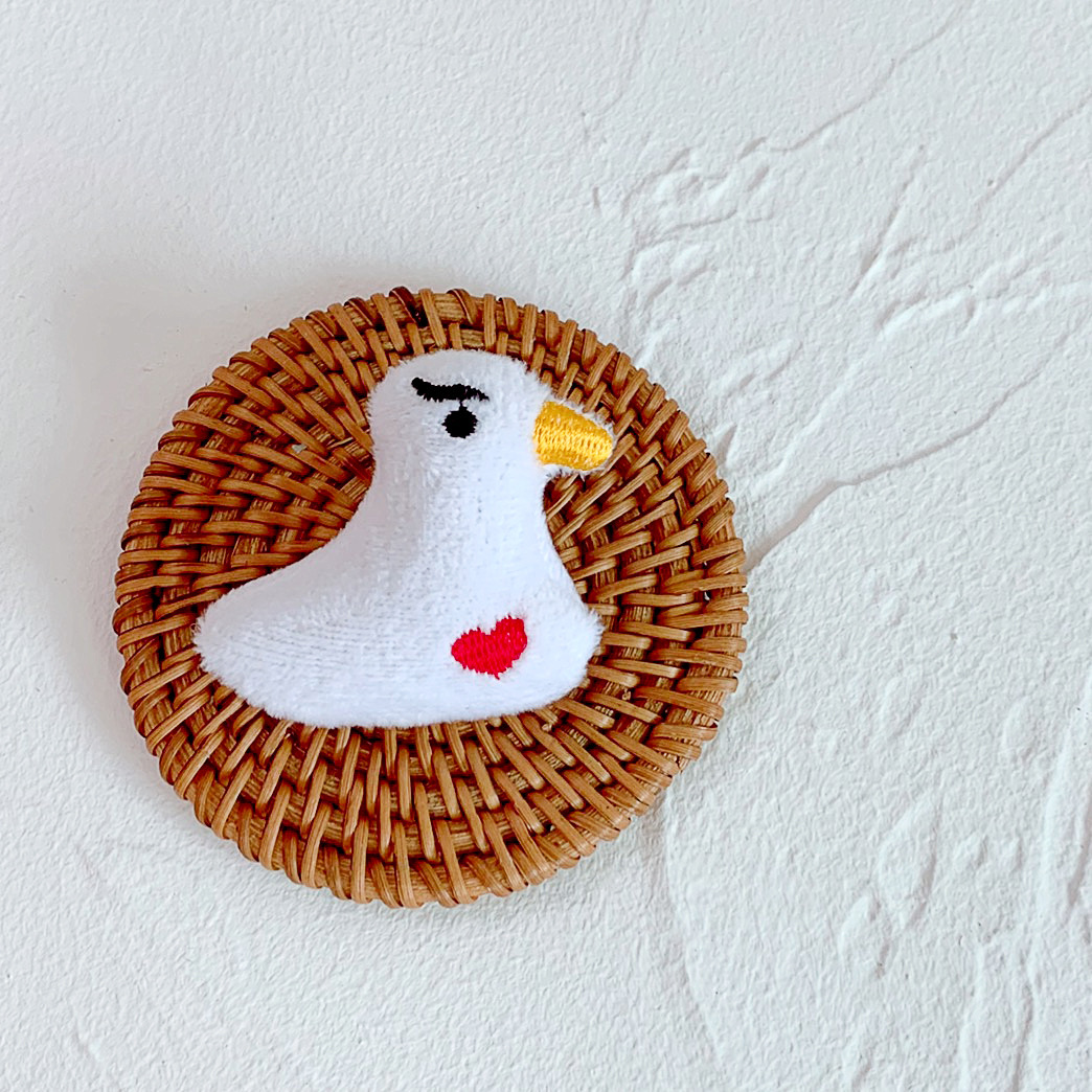 Corea del fieltro de dibujos animados lindo gato broche pequeño animal insignia suéter joyería conejo ramillete accesorios para las mujeres