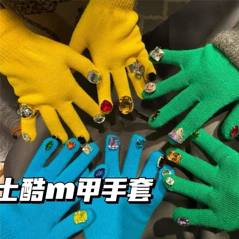 Thanos Green Gloves with Diamond Luxury Nail Art Gem Color Diamond diy Knitted Gloves Thick Warm Student Women