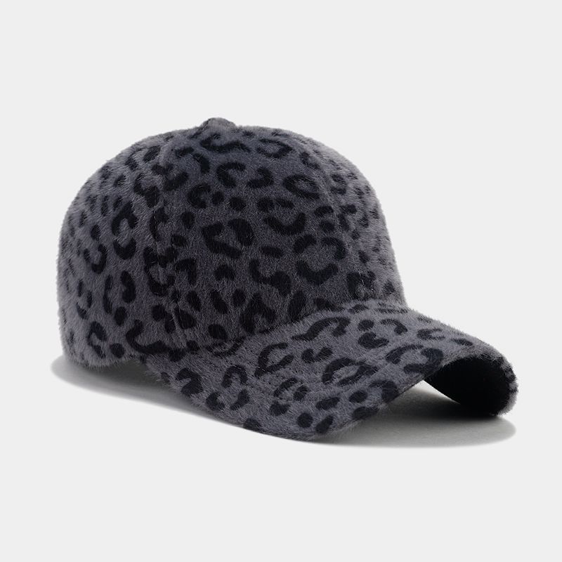 Polyester Material Leopard Pattern Women's Elegant Basic Modern Style Leopard Curved Eaves Baseball Cap