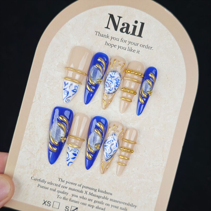 Purely handmade, cross-border, new Chinese-style blue and white porcelain with gold gilding, sapphire blue, long pointed, detachable artificial nails Purely handmade, cross-border, new Chinese-style blue and white porcelain with gold gilding, sapphire blue, long pointed, detachable artificial nails