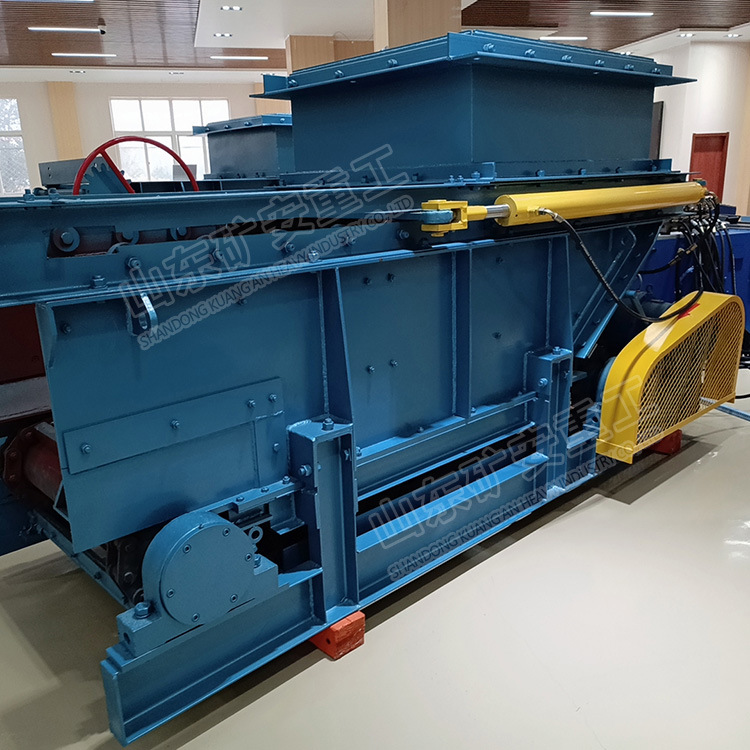 厂家销售GLL800/7.5/B链式给煤机 质量保证GLL链式给煤机