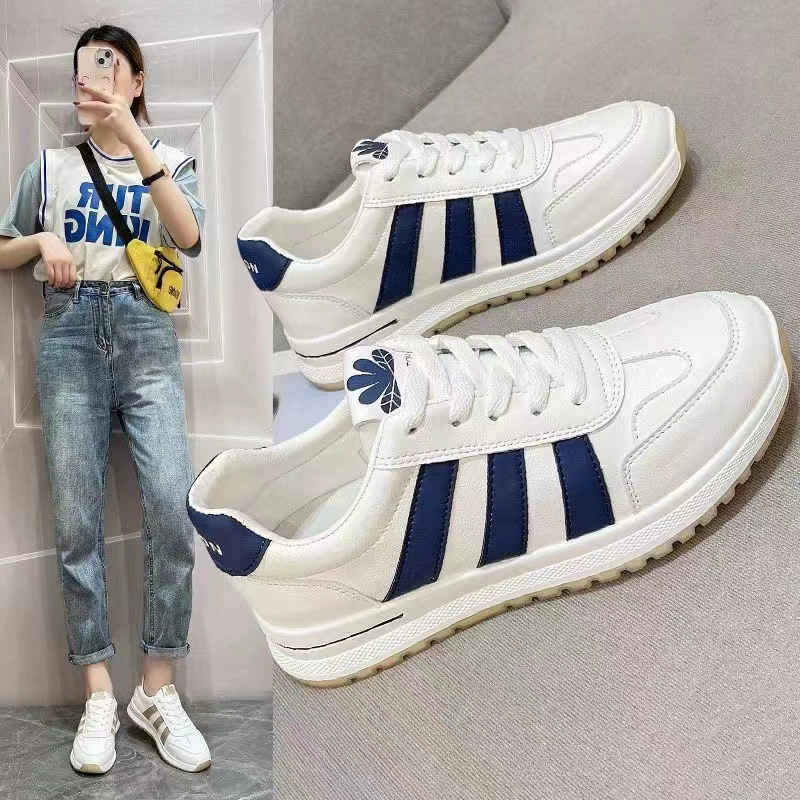 Встряхивая модель из поколения в поколение толстых подошв классические кроссовки женские туфли 2024 новые плоские повседневные кроссовки спортивные маленькие белые туфли