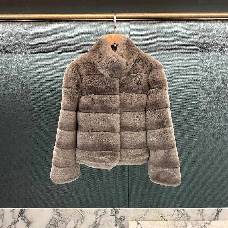 2026 Winter New Style Fog Gray Two-Tone High-End Rex Rabbit Fur Coat for Women