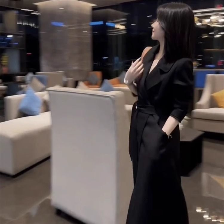 网红爆款时尚连衣裙女2025秋季款气质轻奢职业收腰系带显瘦西装裙|undefined