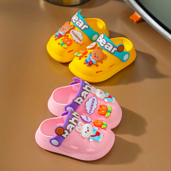 Children's cartoon non-slip Crocs-style slippers for boys for early…