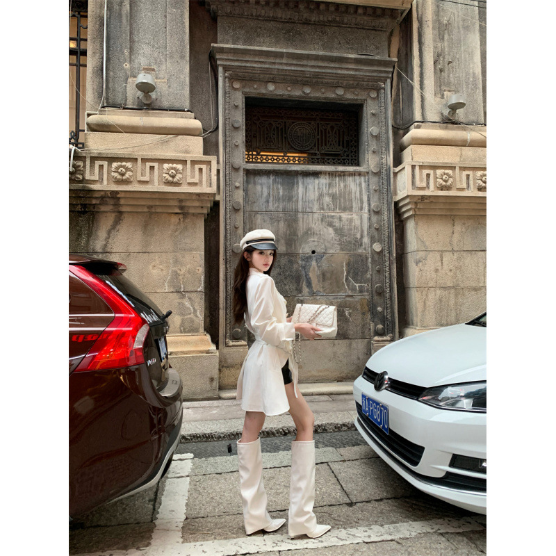 2025 Autumn and Winter New Retro Fashion Short Front and Long Back Slim Fit Asymmetrical Short Outwear Windbreaker Jacket for Women