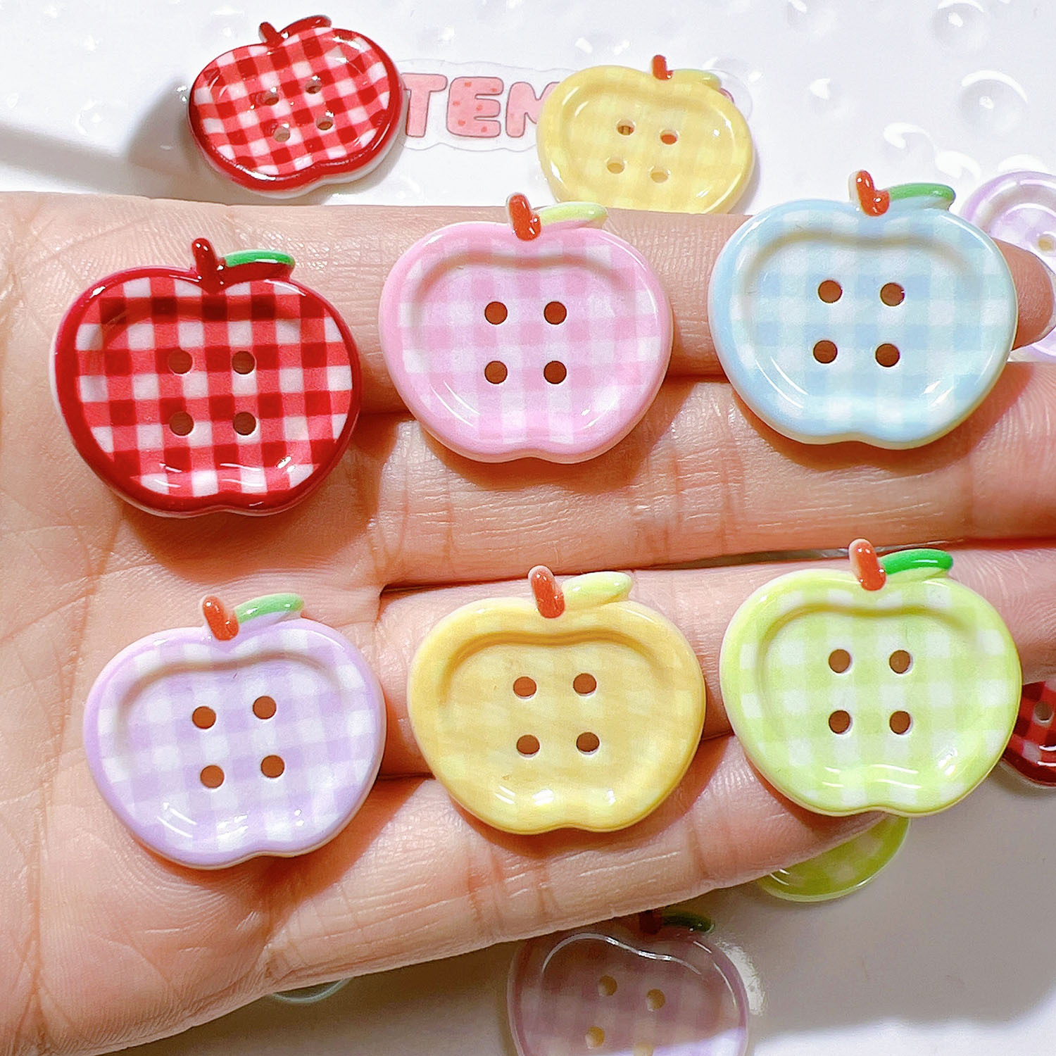 塑料配件 DIY手工贴片平底儿童发饰贴片跨境鞋花奶油胶苹果纽扣