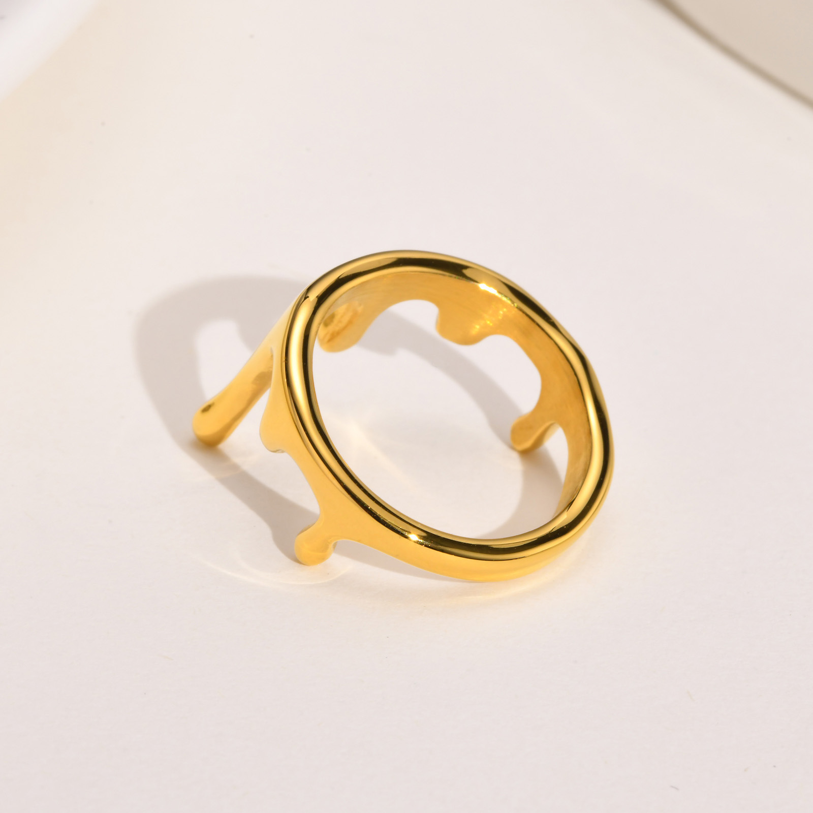 4g Weight Vacuum Plating Gold Plating Process Gold Plated Plating Material Rings Classification 6, 7, 8 Ring Size 1 Piece Quantity Daily Occasion 304 Stainless Steel Material Geometric Pattern Women'S Gender Plating Design Fashion Style Wholesale Jewelry Fashion Geometric 304 Stainless Steel Gold Plated Plating Stainless Steel Rings 10