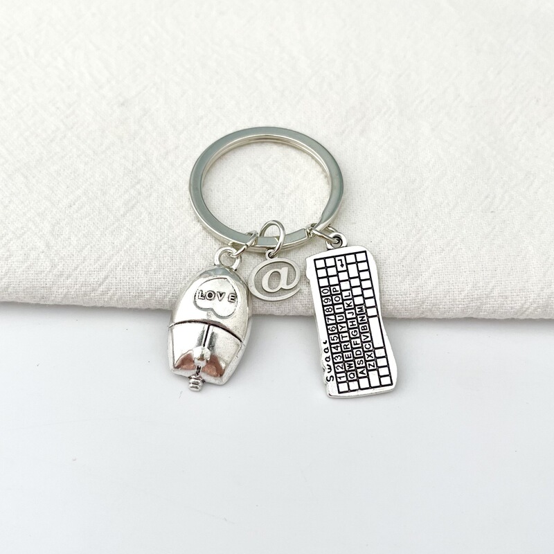 Game Keychain Computer Keyboard Mouse Headset Musical Note E-Sports Friendship Keychain
