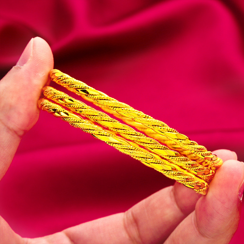 fashionable bracelet with pigtail