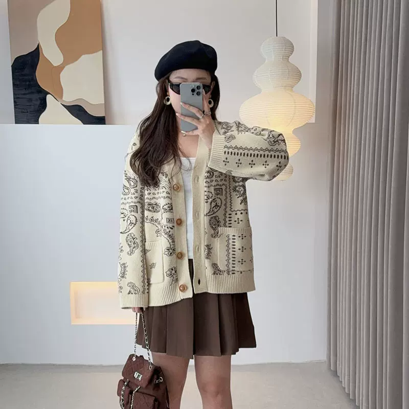 双天2025秋季新款针织开衫外套大码女装胖mm复古提花V领上衣F610