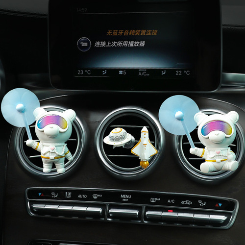 Car Aromatherapy Air Vent Decoration Ornaments Car Perfume Air Conditioner Women's High-end Jingle Cat Car Interior Supplies