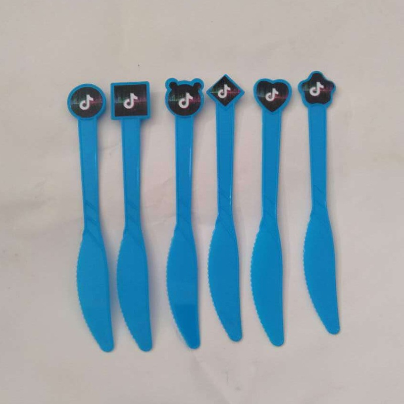 Amazon nuevo dibujos animados chatter cumpleaños suministros de fiesta TIKTOK temática decoración de los fabricantes de Yiwu