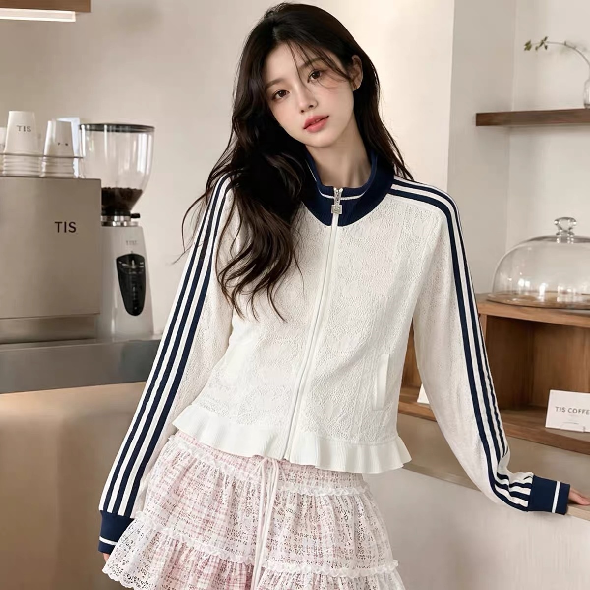 2026 New Model Three-Leaf Embroidery Casual Women's Early Autumn Lace Hollow Top Jacket Sports Coat Knitwear