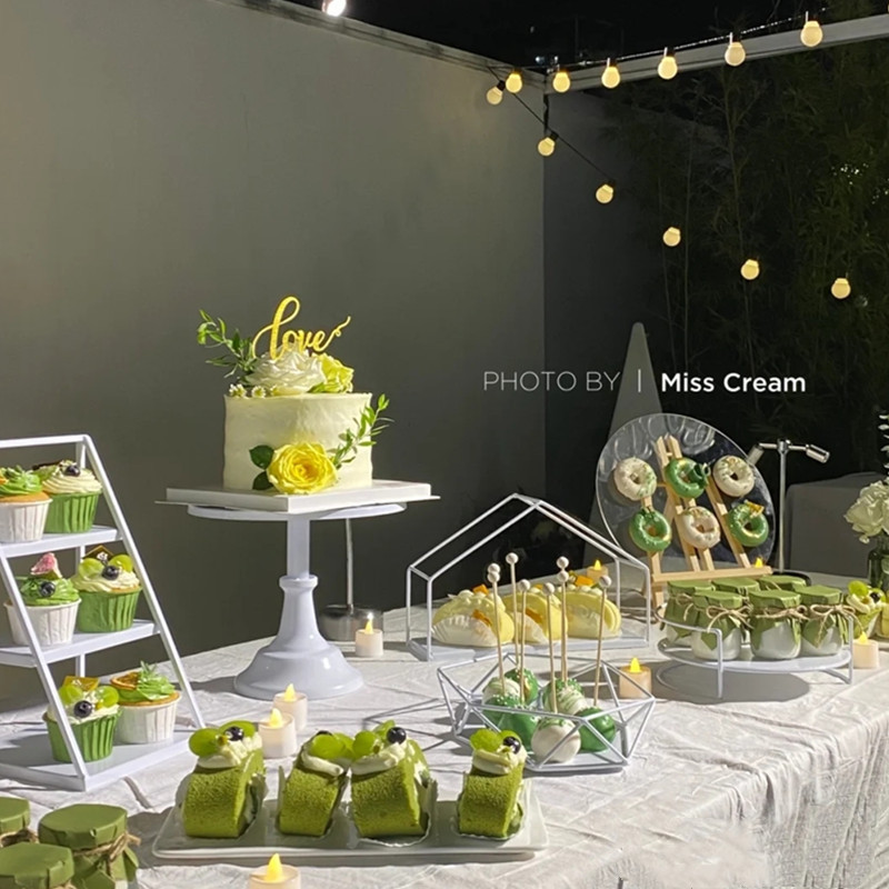 Tabla de postre de hierro forjado blanco decoración de exhibición de bandeja de pastel de estilo europeo de la tarde té de refrigeración de mesa de comida fría image 4