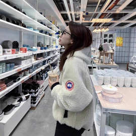 高版本25新款大鹅 Simcoe女士羊羔绒连帽衫毛外套女春秋季7016W