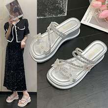 ˮ荺����Y��כ���ЬŮ2025�ļ��¿��⴩�r�аٴ��¸��ɸ�һ����