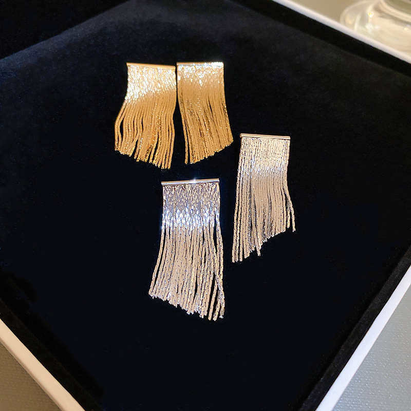 Fashion Solid Color Copper Tassel Earrings 1 Pair