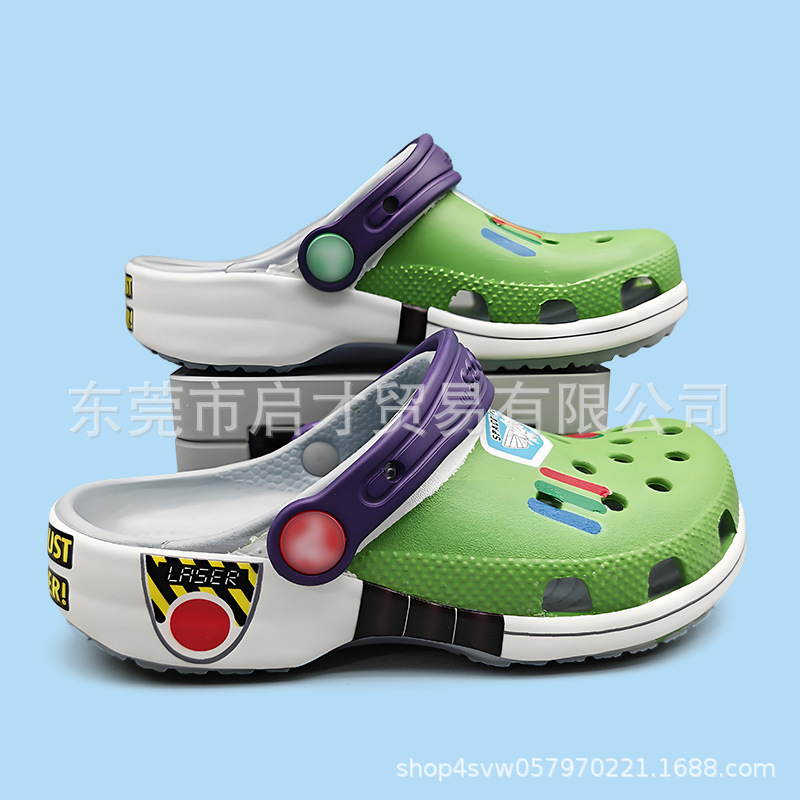 Cross nuevo cartón de dibujos animados monstruos eléctricos de ojos grandes zapatos antideslizantes para niños sandalias al por mayor