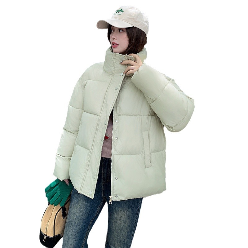 Chaqueta de algodón de pluma para mujeres, ropa de invierno coreana 2024, nuevo estilo universal, suelto, sensación de alta calidad, cuello de pie, ropa de pan gruesa