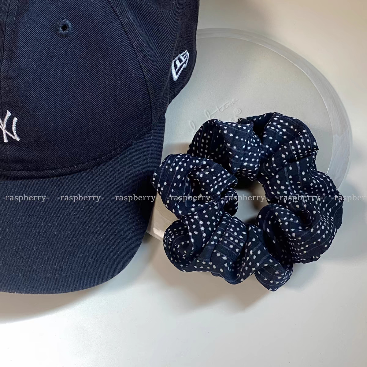 lQLPKG1q1clYqMXNBLDNBLCwSk23Dm