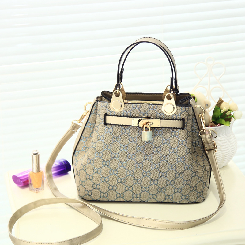 流行新款PU女包大容量單肩腋下女包休閒簡約歐美復古女士托特女包