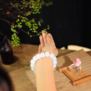 Jin Yu Tang Xinjiang Hotan Jade Boutique White Jade Old Bead Bracelet Full, Smooth, Simple, Unadorless, Far and Simple