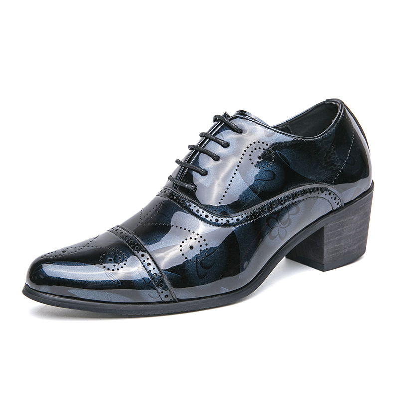 Zapatos de hombre de tacones altos de punta transfronterizos de tamaño grande estilo británico estilo de peinado maestro zapatos de cuero estilo europeo y americano casual zapatos de negocios