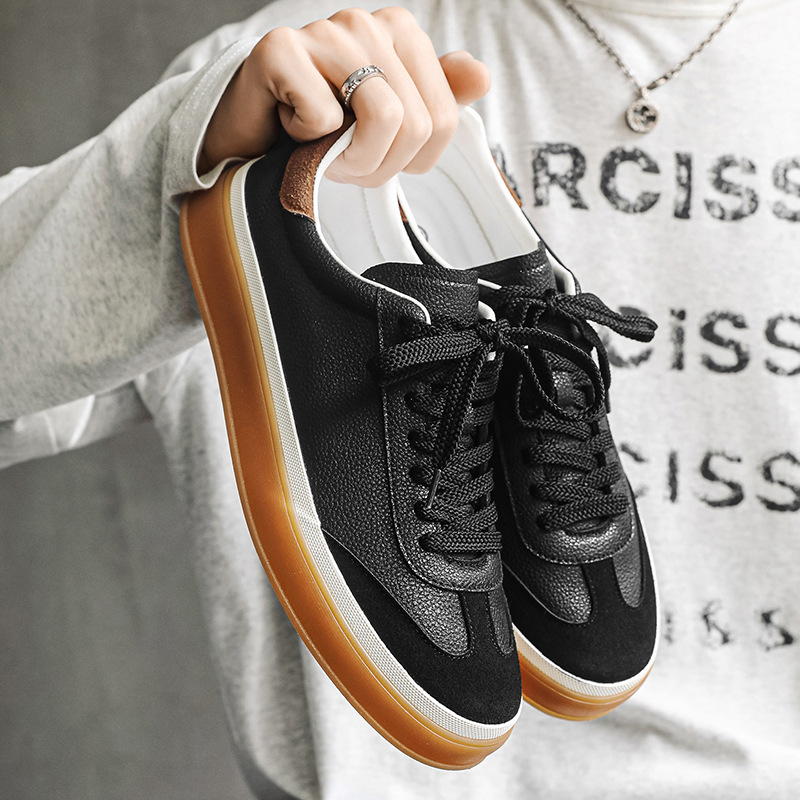 Men's White Sneakers, Flat Lightweight Soft-Soled Casual Simple American-Style White Shoes X533