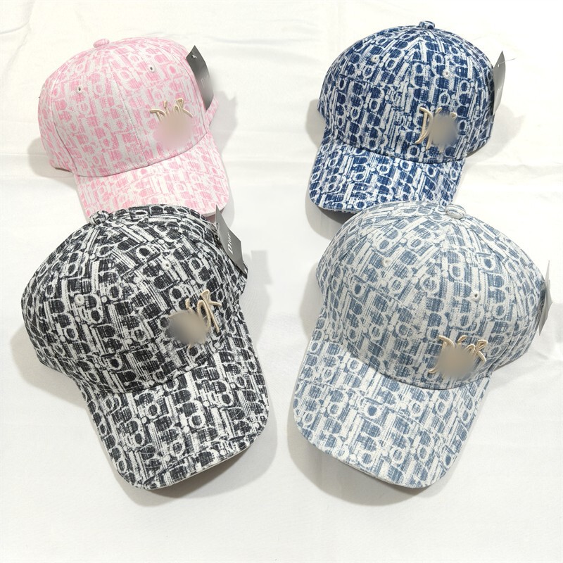 Dior monogram baseball cap, unisex, with embroidered letters, suitable for spring and summer, provides outdoor sun protection, and is a trendy item
