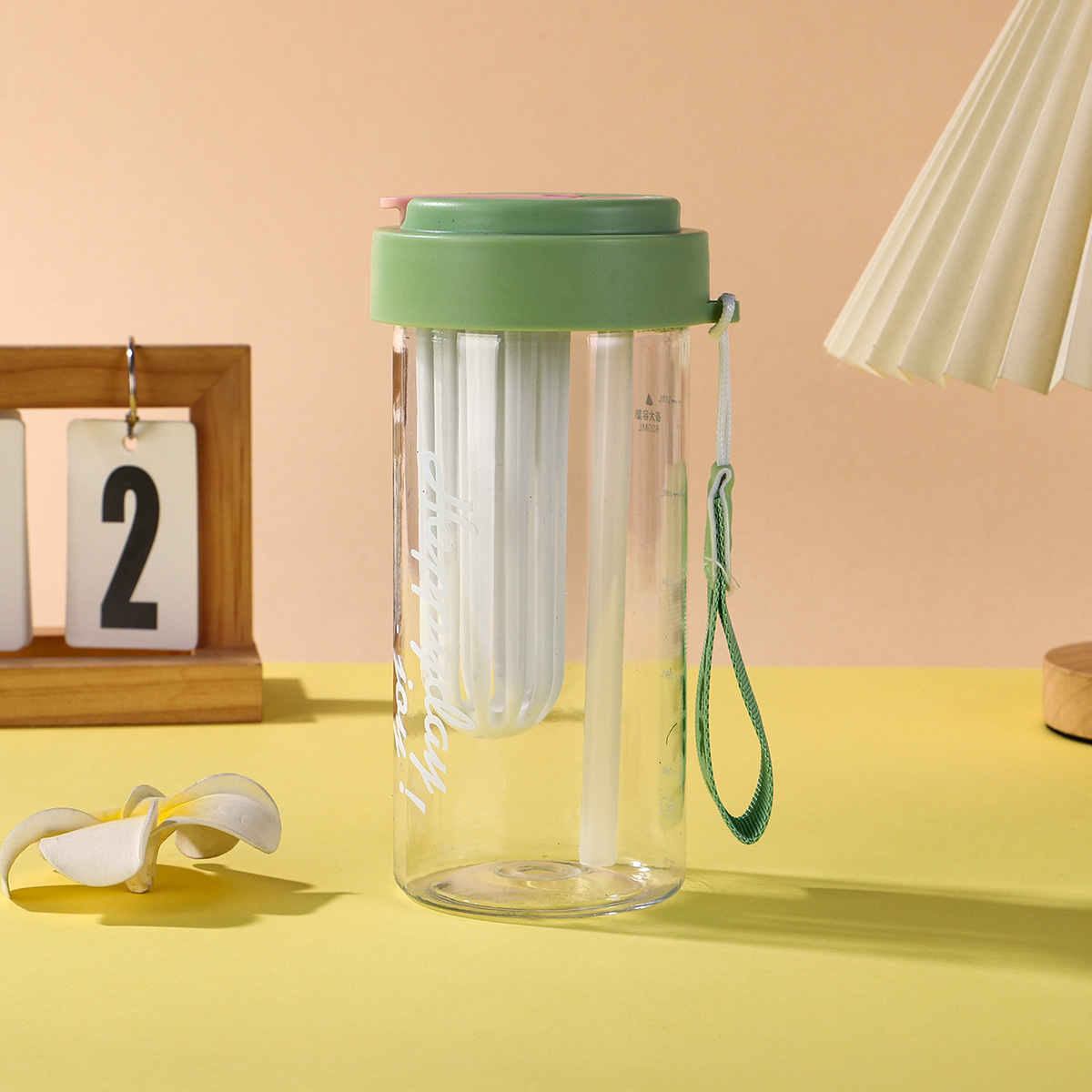 Durable Tritan Plastic Straw Water Bottle For Students And Sports_voghion.com