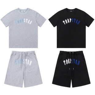 �羳Trapstar��ĸ���{ë���̽�����T�����ƶ�ѝ��Ů��H���e���b