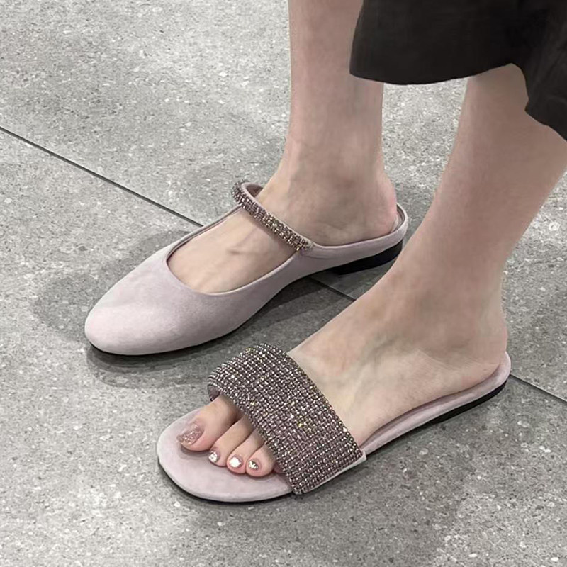 2026 Summer New Versatile French-Style Flat Slippers with a High-End Feel, Purple Rhinestone Sandals for Women to Wear Outside