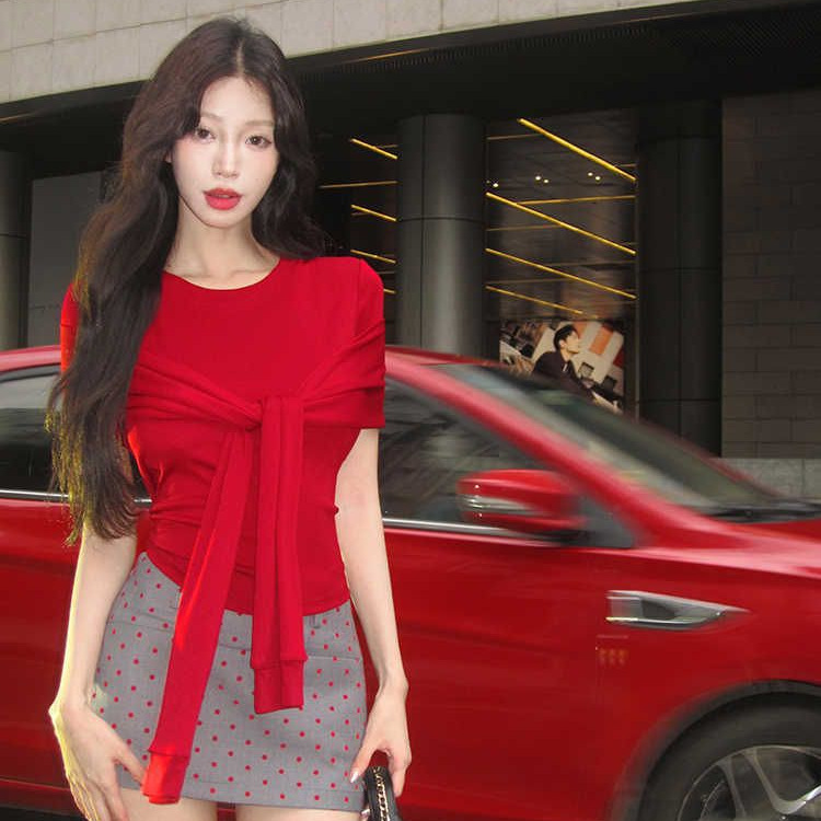 Sweet and Spicy Red Fake Two-Piece Design Short-Sleeved Sweater Summer New Korean Style Slimming Top Sweet and Spicy Red Fake Two-Piece Design Short-Sleeved Sweater Summer New Korean Style Slimming Top