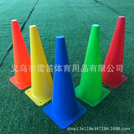 足球训练用具;匹克球拍;足球护腿板