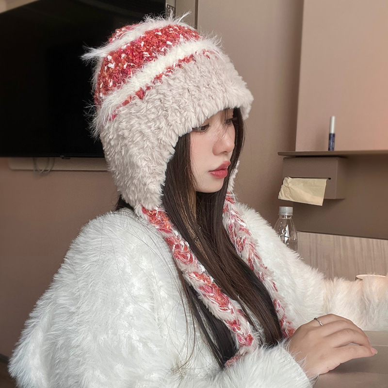 Sombrero de peluche de correa larga, sombrero de lana de invierno, sombrero de protección de orejas, sombrero Lei Feng, sombrero de punto caliente para mujeres
