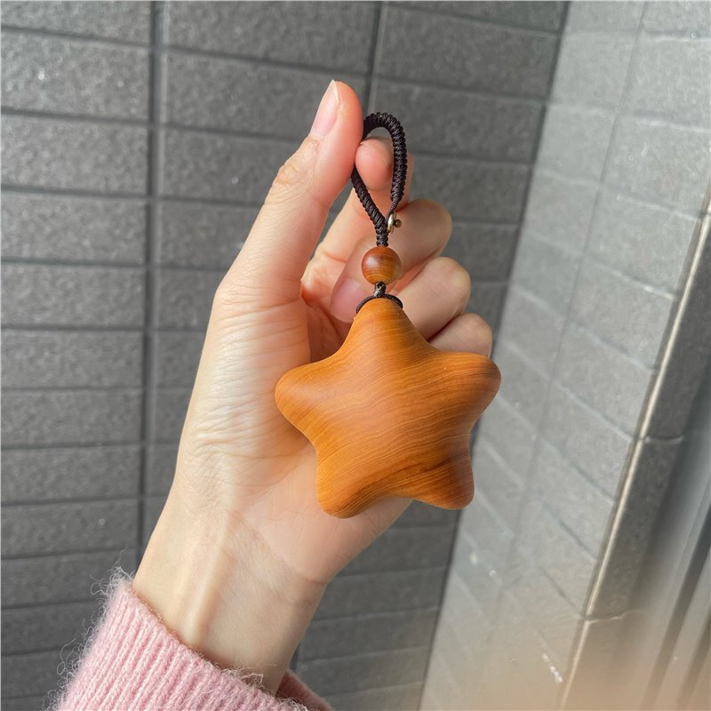 天然熟成古材シダ木彫り星かわいい小さな星ペンダントキーホルダーバッグぶら下げ星木彫り|undefined