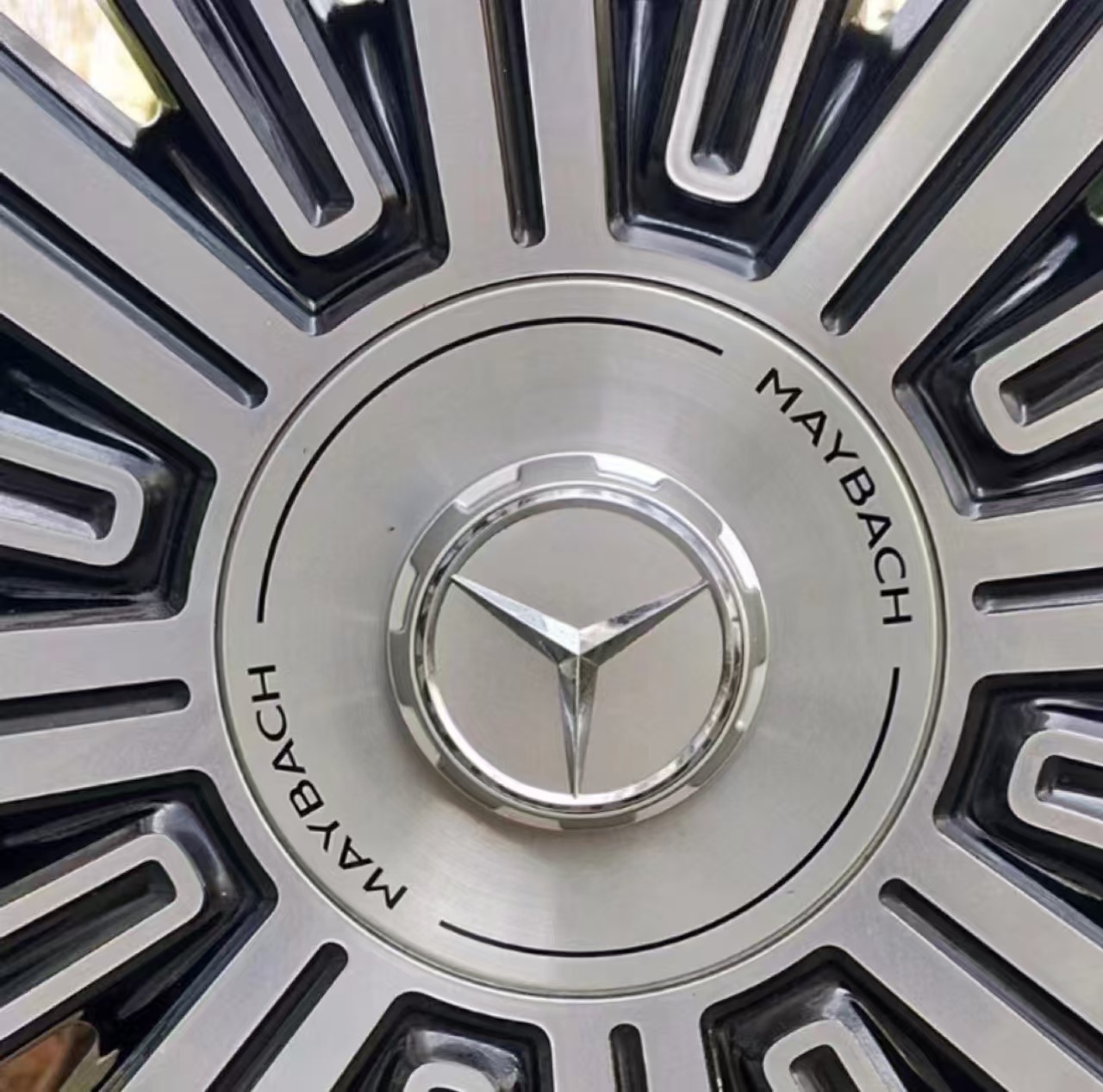 Suitable for Maybach Gls480Gls600 Wheel Center Logo Hub Cap