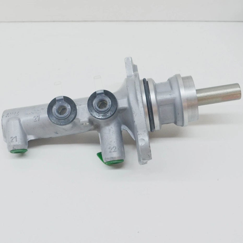 A9064310101,9064310101,H24906.7.1 Is Suitable for Mercedes-Benz Sprinter Brake Master Cylinder